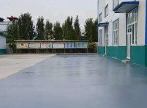 滨海彩色路面喷涂翻新的材料对冬季